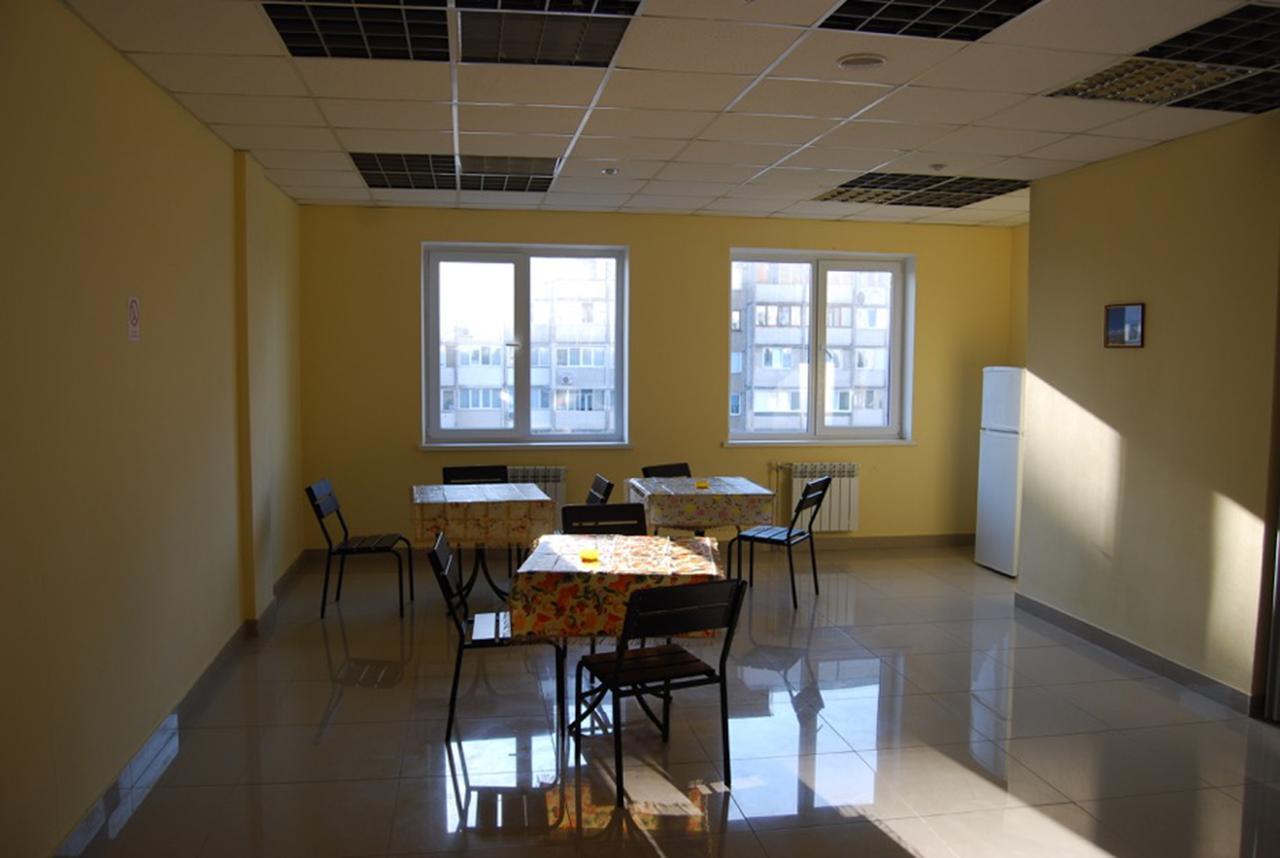 Hostel Raduga Kyiv Exterior photo