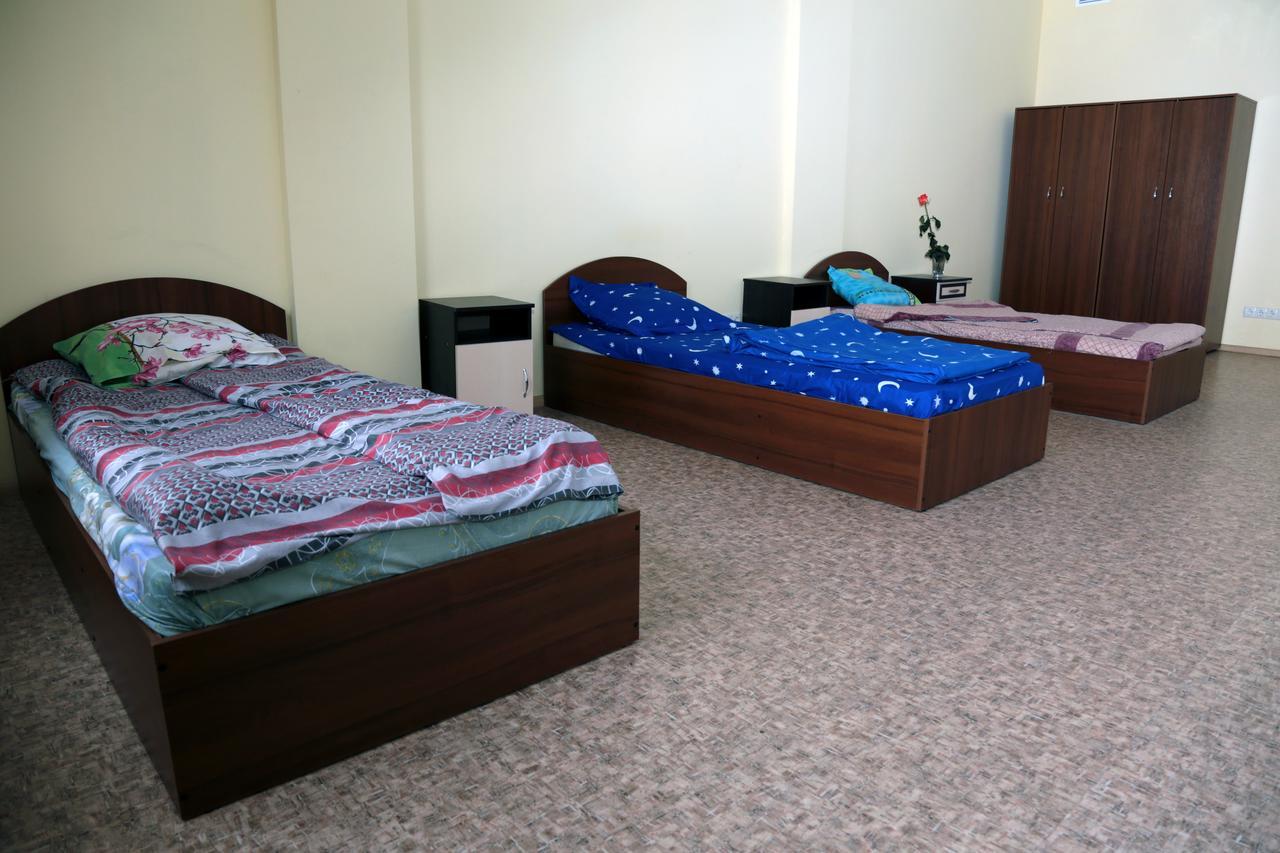 Hostel Raduga Kyiv Exterior photo